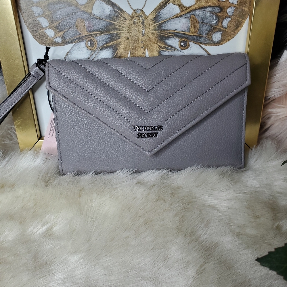Victoria Secret grey wristlet